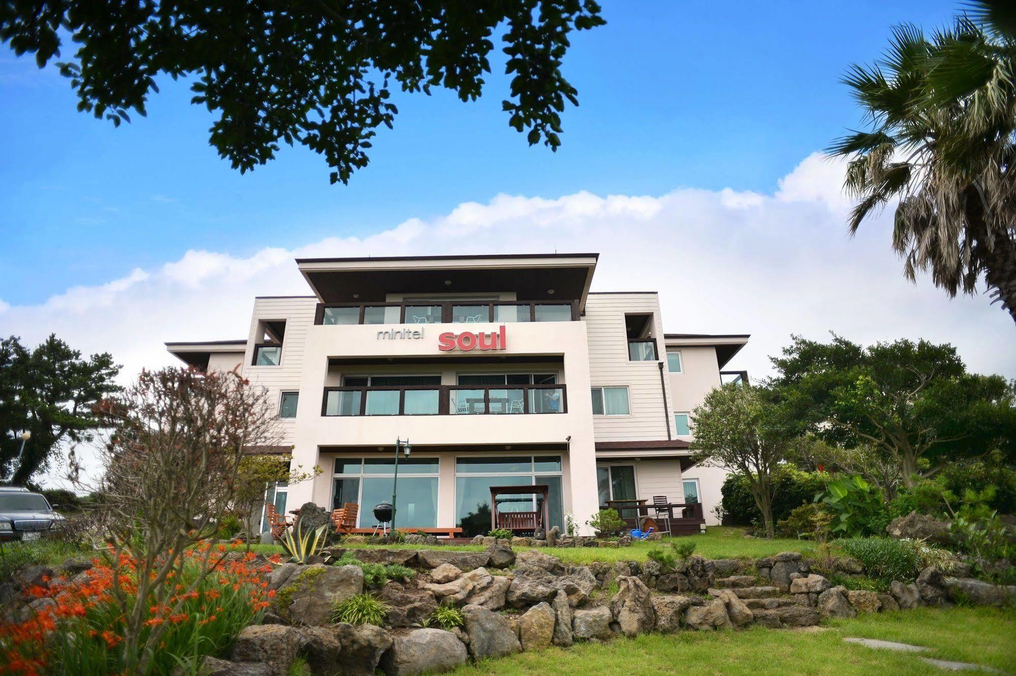 Minitel Soul Otel Seogwipo Dış mekan fotoğraf